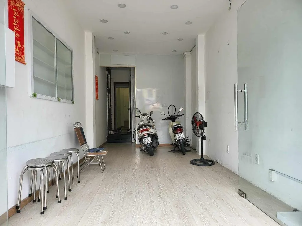 🔥 MẶT TIỀN DƯƠNG BÁ TRẠC Q.8 – KẾT CẤU 5 TẦNG BTCT – VỊ TRÍ KINH DOANH ĐẮC ĐỊA – GIÁ 14.5 TỶ