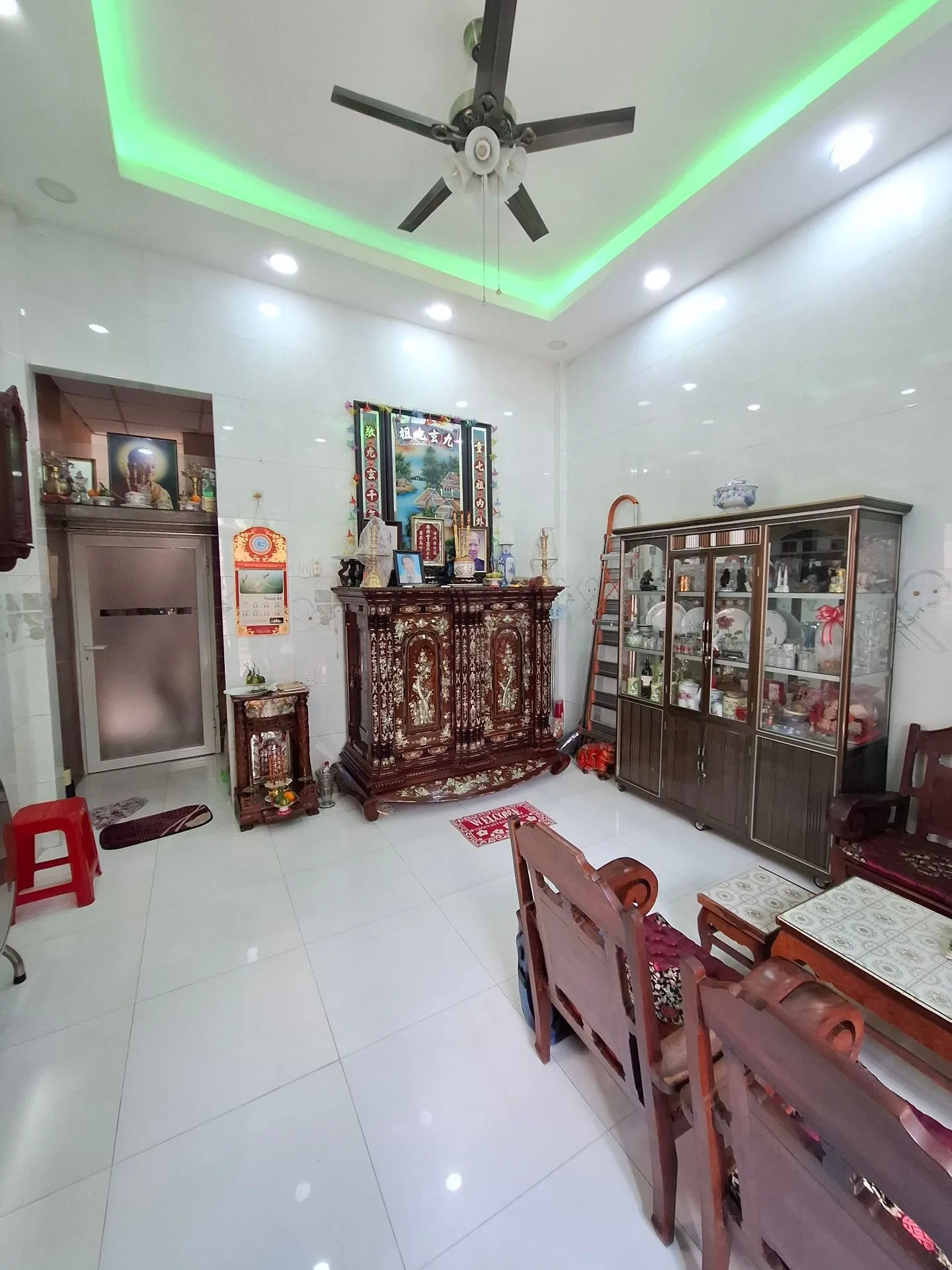 HẺM SÁT MT CAO XUÂN DỤC P.12 Q.8 – DIỆN TÍCH KHỦNG 132M2 – 3 TẦNG – GIÁ 8.1 TỶ