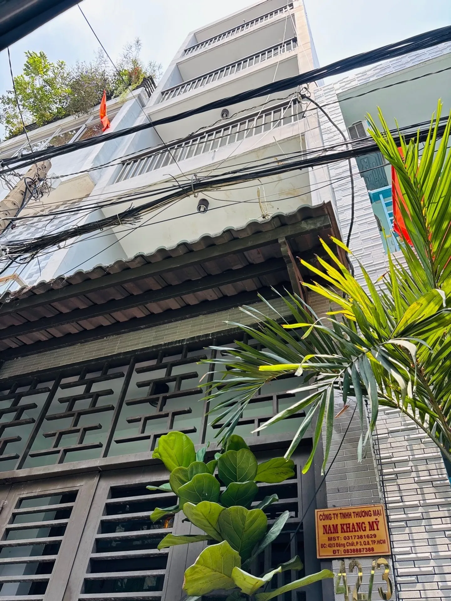 CHDV 16 PHÒNG ĐẶNG CHẤT Q.8 – THU NHẬP KHOÁN 50TR/THÁNG – GIÁ 12.8 TỶ
