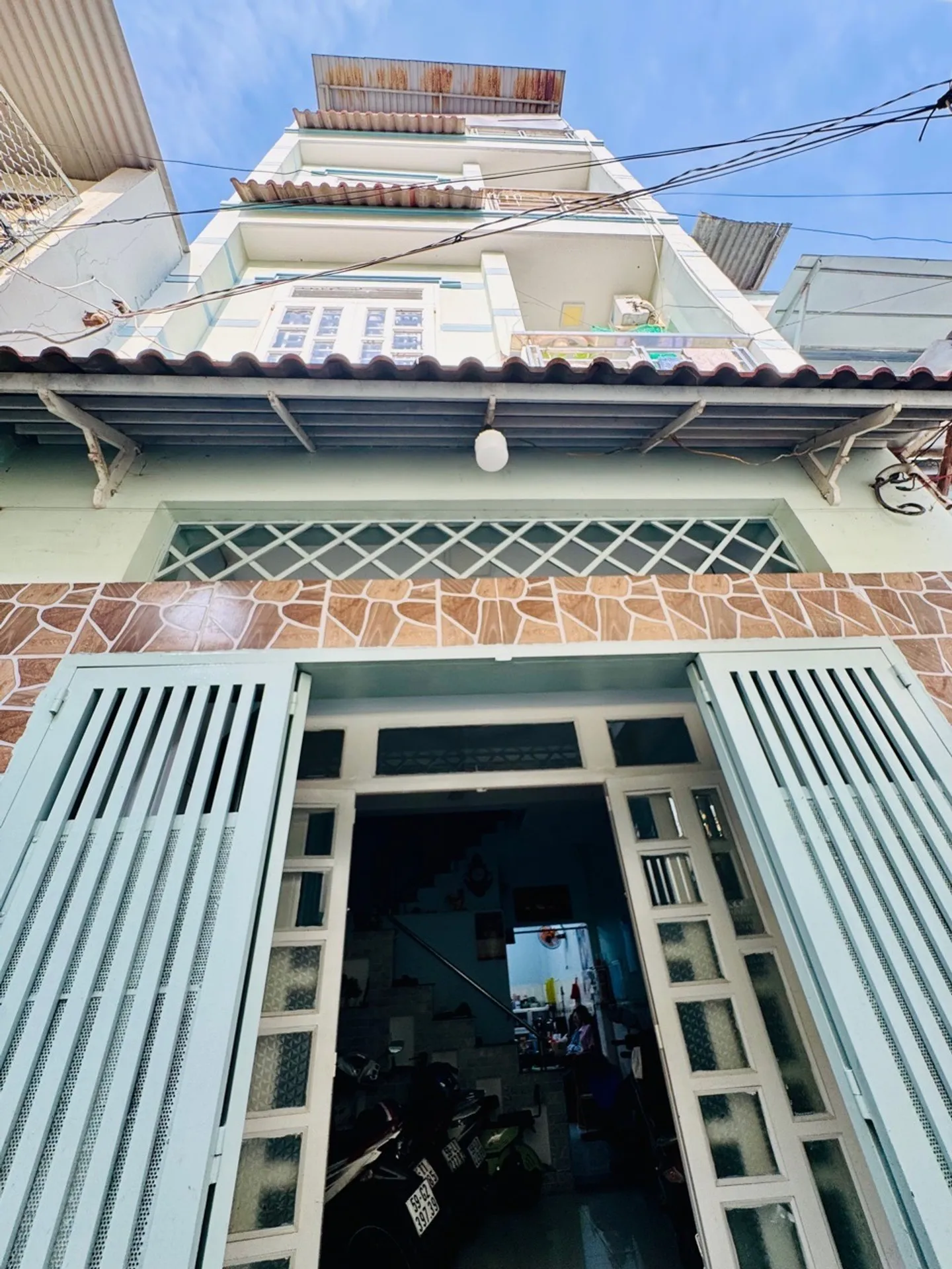 4 TẦNG TẠ QUANG BỬU P.3 Q.8 – NGANG 4.2M NỞ HẬU – GIÁ 6.95 TỶ