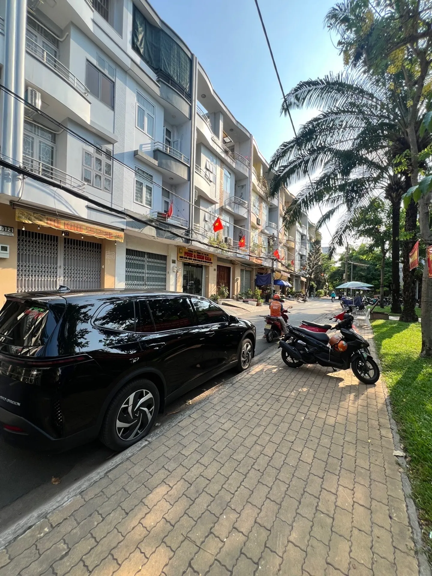MẶT TIỀN ĐƯỜNG NỘI BỘ 320 BÔNG SAO P.5 Q.8 – 5 TẦNG – GIÁ 11.6 TỶ