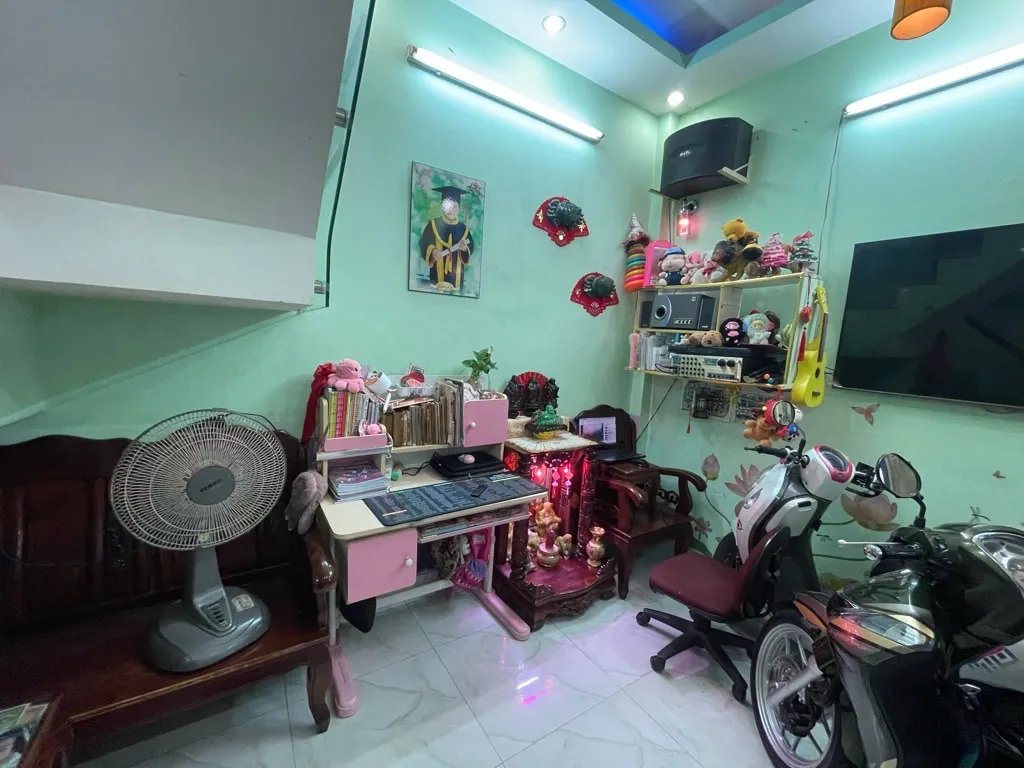 HẺM CHÁNH HƯNG Q.8 – NGANG KHỦNG 6.4M TRỰC DIỆN MẶT TIỀN – NGAY CHỢ PHẠM THẾ HIỂN – GIÁ 2.5 TỶ