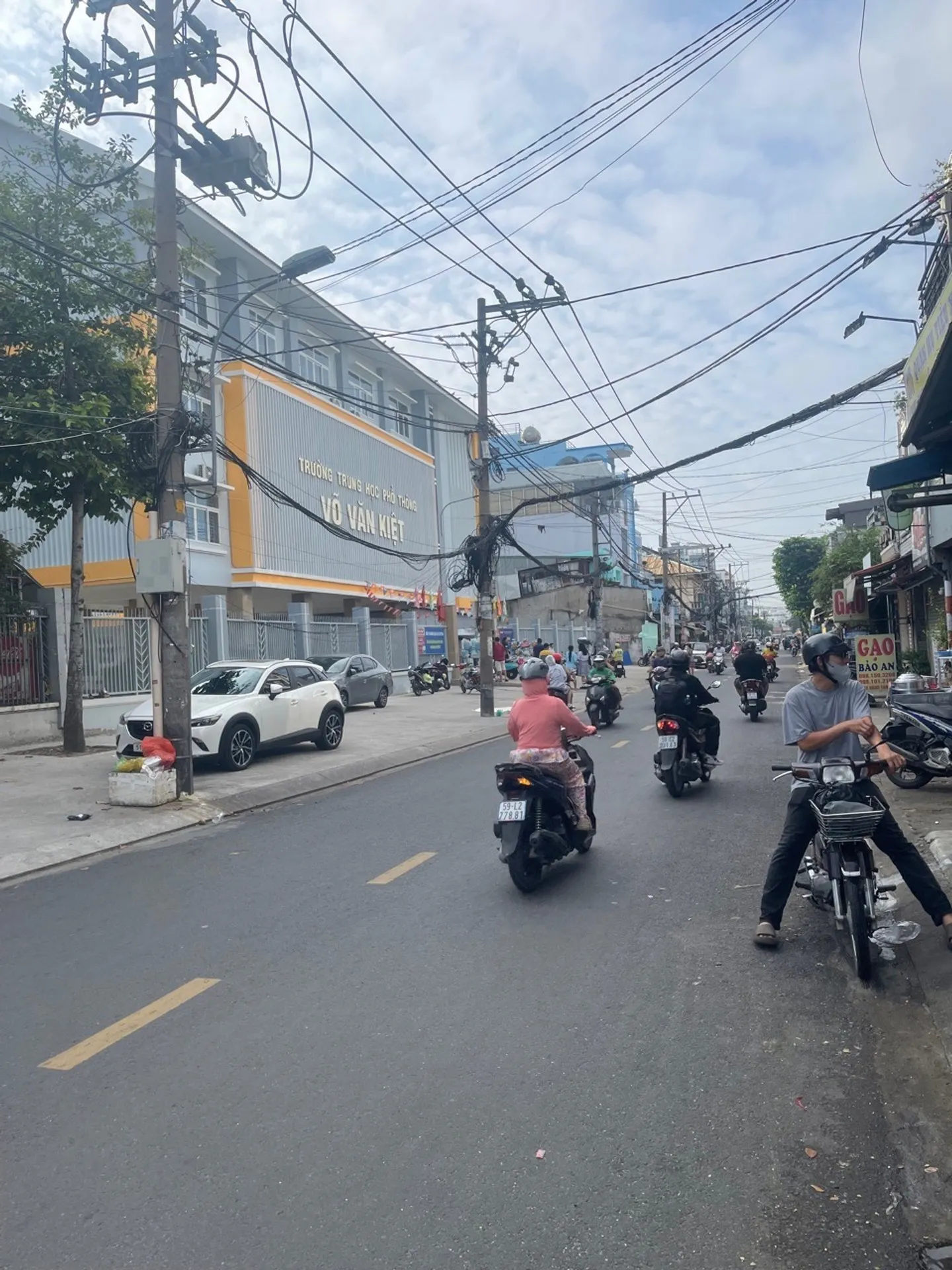 MẶT TIỀN ĐƯỜNG NGUYỄN CHẾ NGHĨA, QUẬN 8 - DIỆN TÍCH 34M², 4 TẦNG - CHỈ 8.3 TỶ