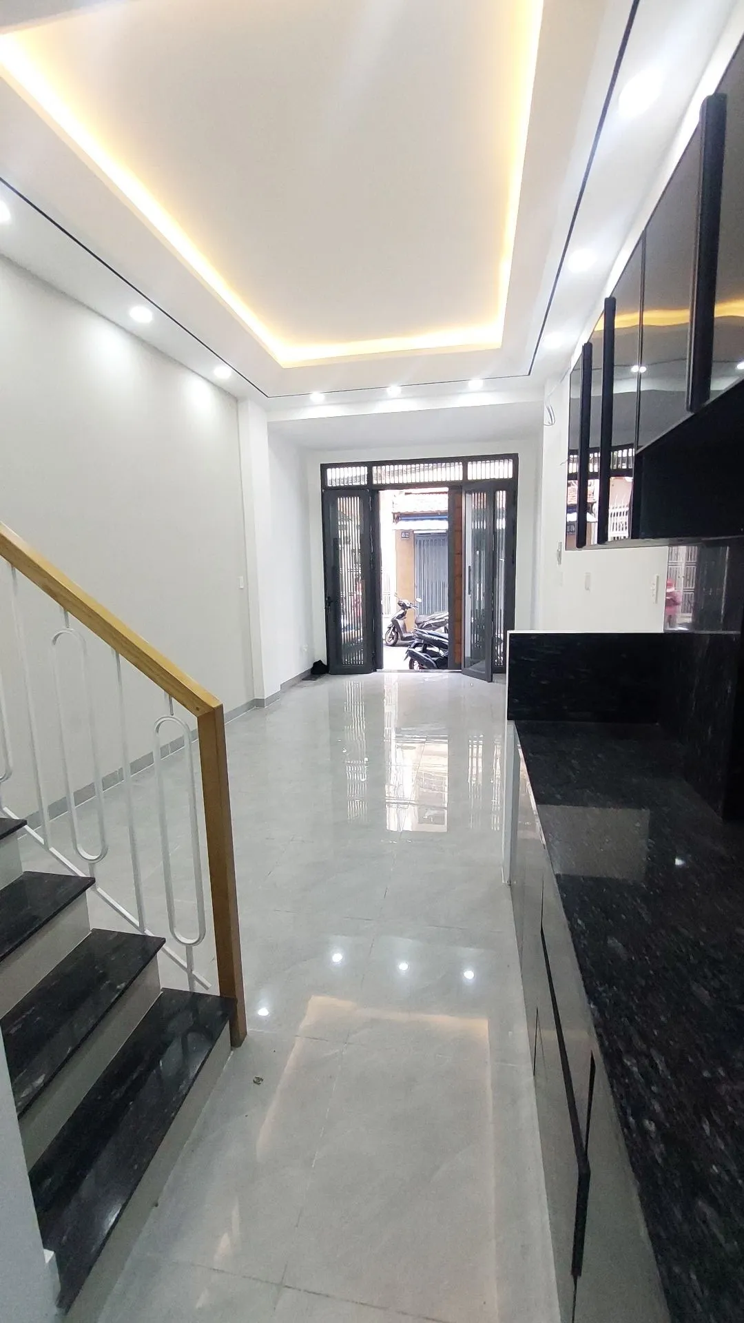ÂU DƯƠNG LÂN Q8 – TRUNG TÂM P.3 – 3 TẦNG ĐÚC – GIÁ 6.8 TỶ