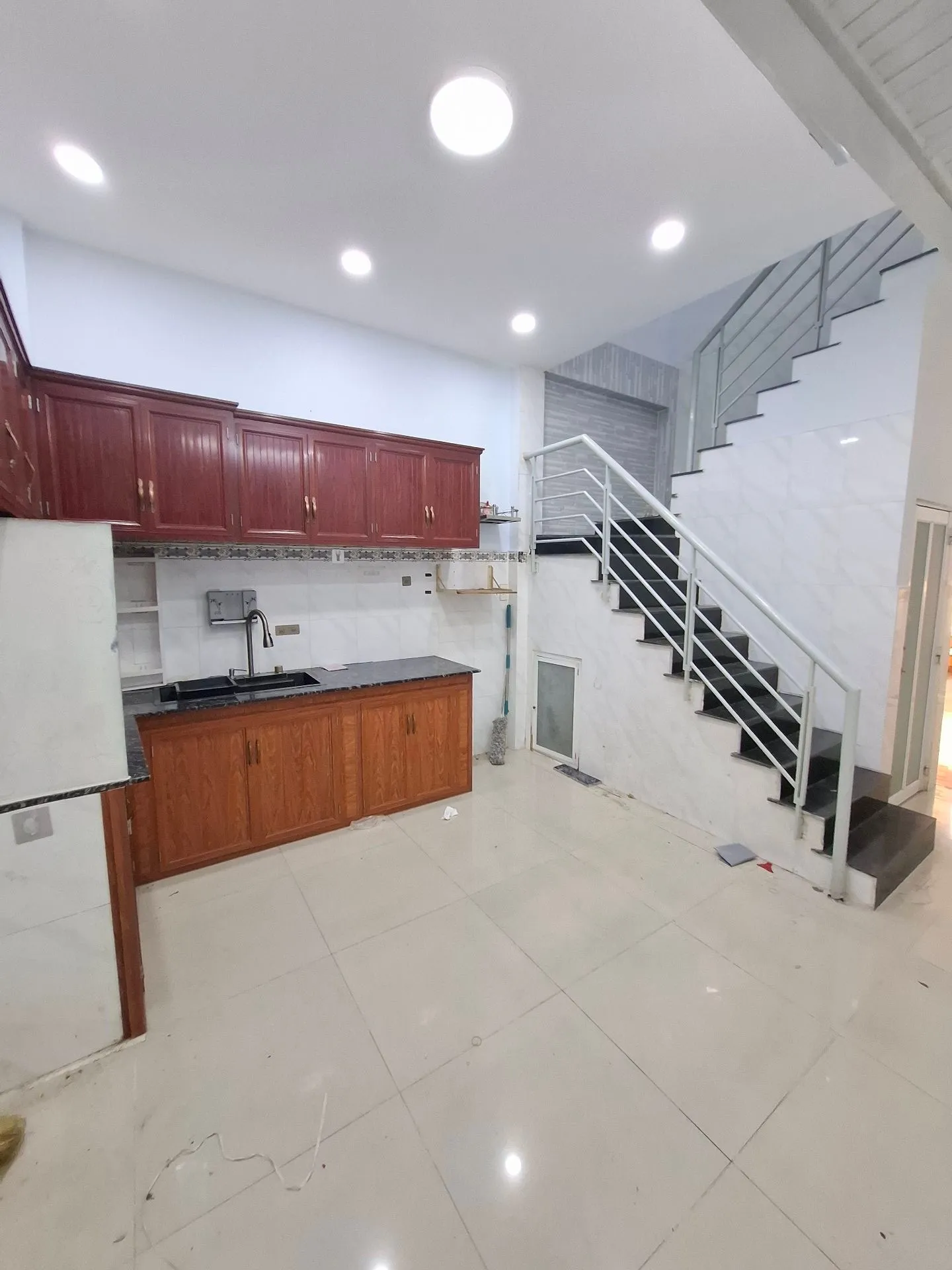 SÁT MẶT TIỀN PHẠM THẾ HIỂN Q8 – GẦN CẦU PHẠM HÙNG – 2 TẦNG – GIÁ CHỈ 3.75 TỶ